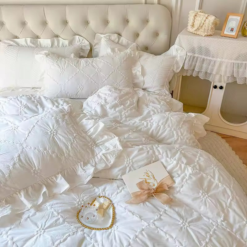 Velaria Ruffle Bedding Set