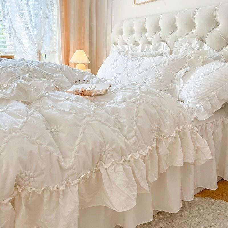 Velaria Ruffle Bedding Set