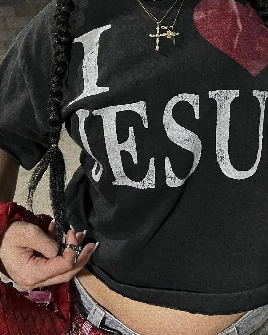 “I ❤️ Jesus” Black Statement Tee
