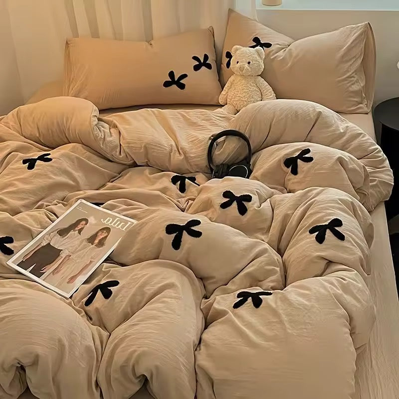 MonoBow Bedding Set