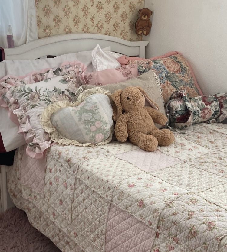 Blossom Patchwork Pink Quilt Set