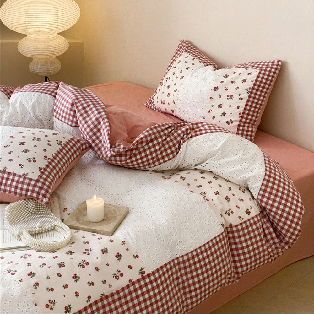 Belle Vintage Lace Bedding Set