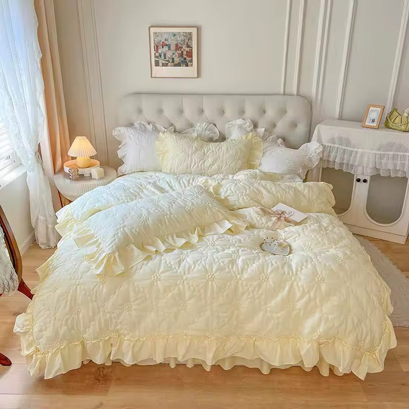Velaria Ruffle Bedding Set