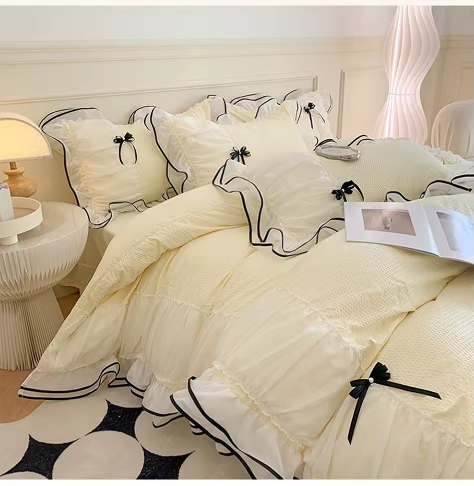 Cloud Petal Ruffle Bedding Set