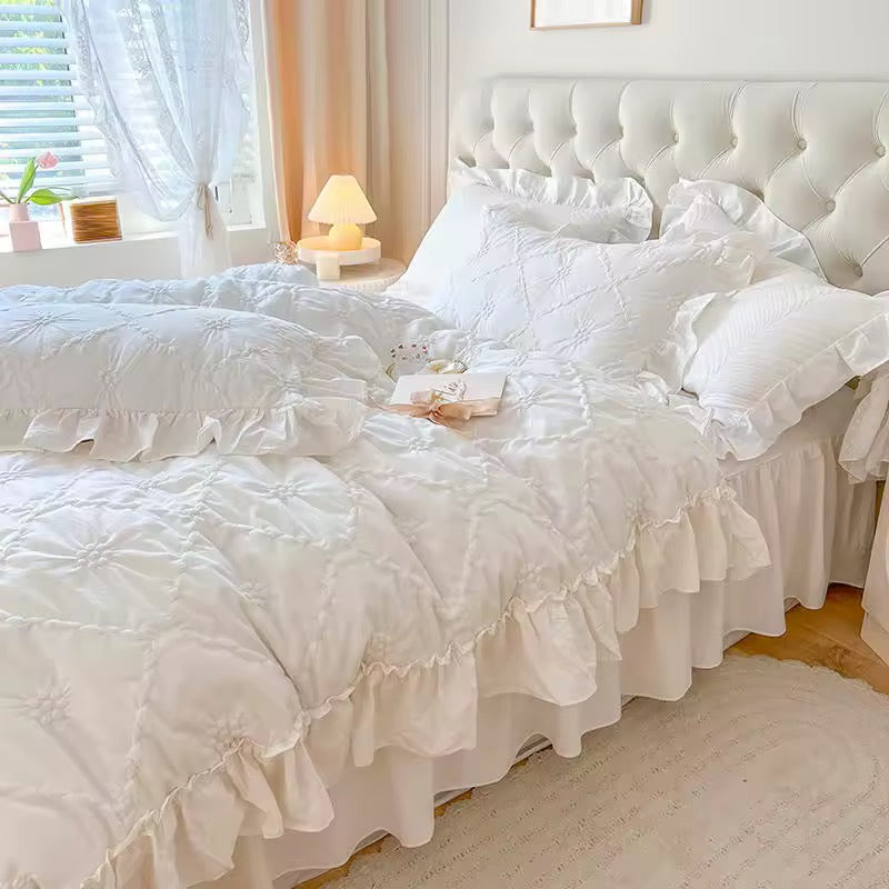 Velaria Ruffle Bedding Set