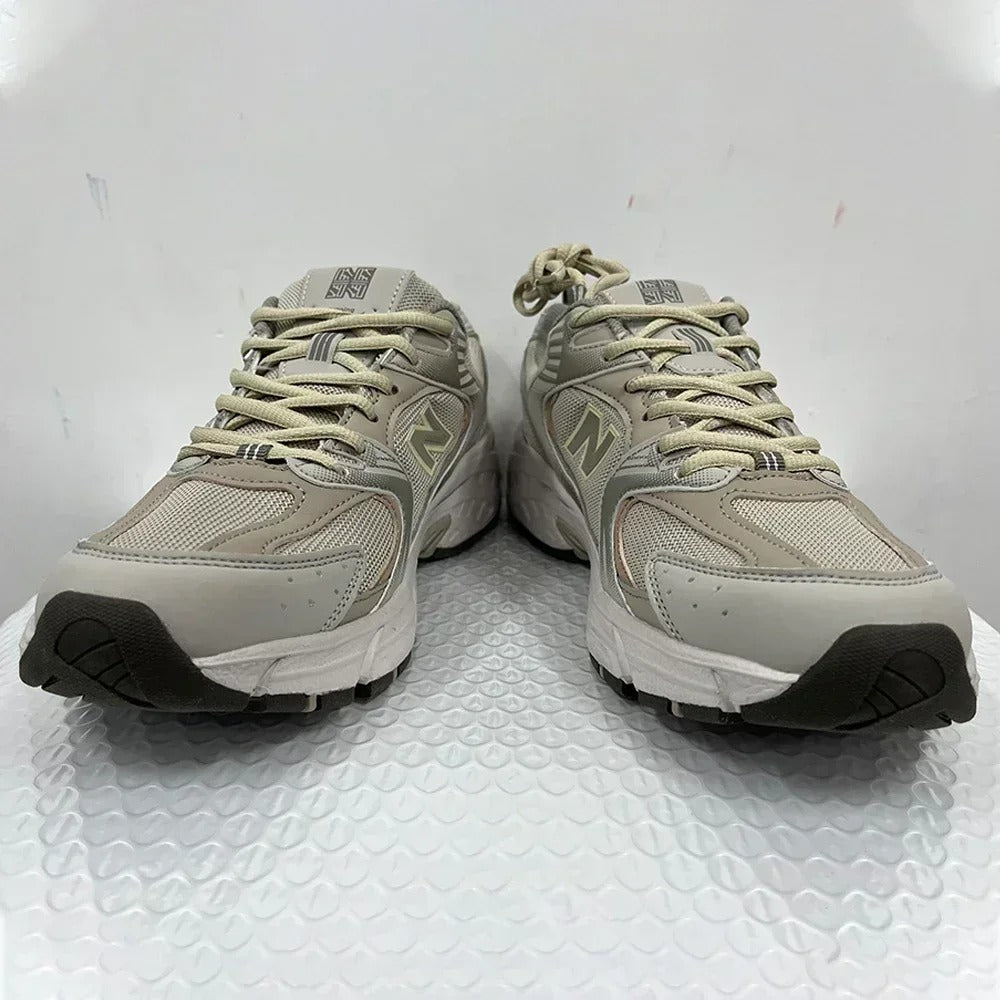 NB Sneakers
