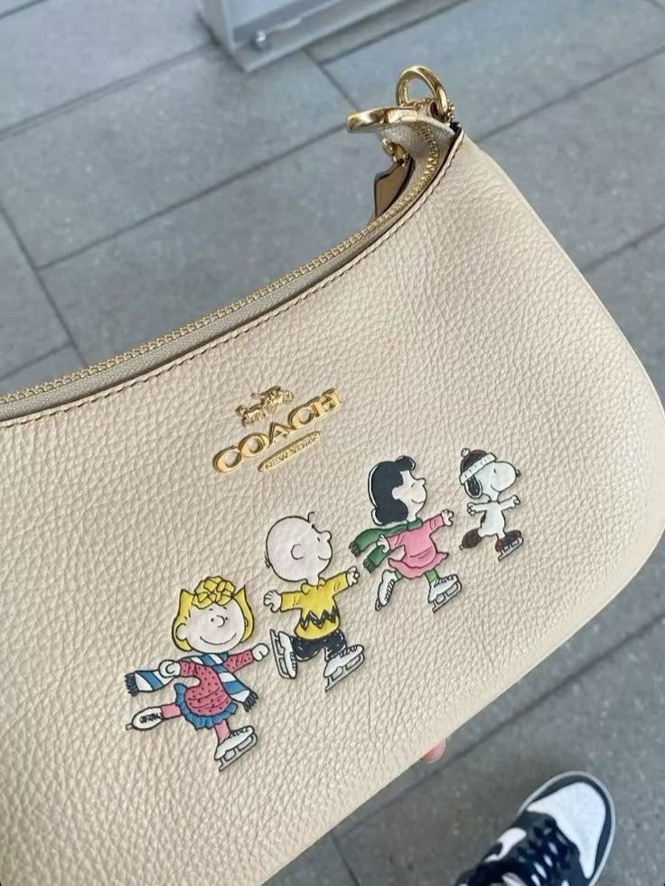 CCH Peanuts Shoulder Bag