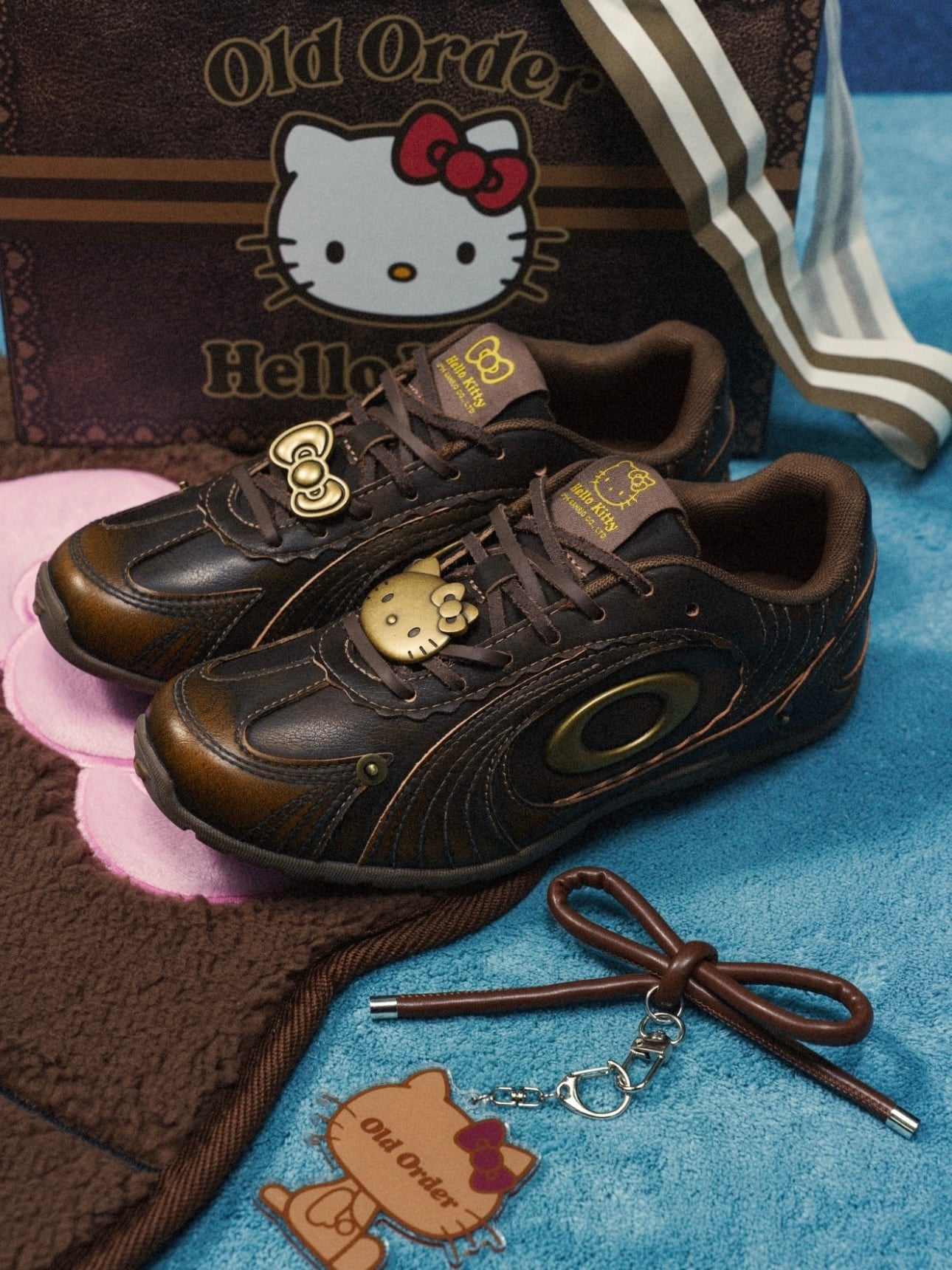 Old Order Hello Kitty Sneakers