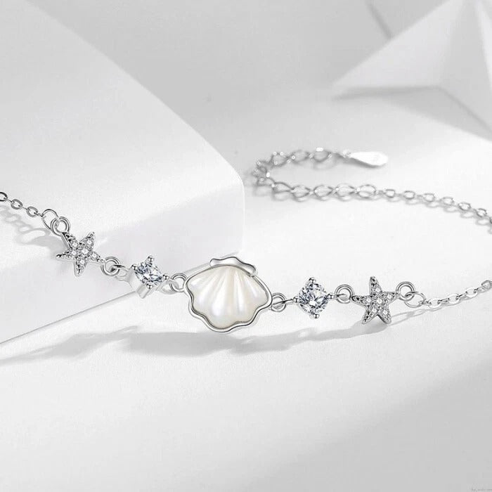 Coastal Scallop Shell Bracelet