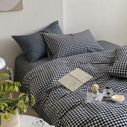 Classic Plaid Bedding Set