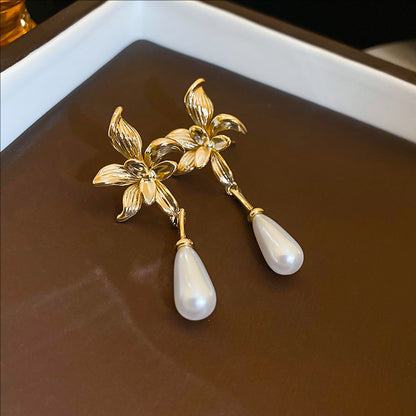 Royal Grace Earrings