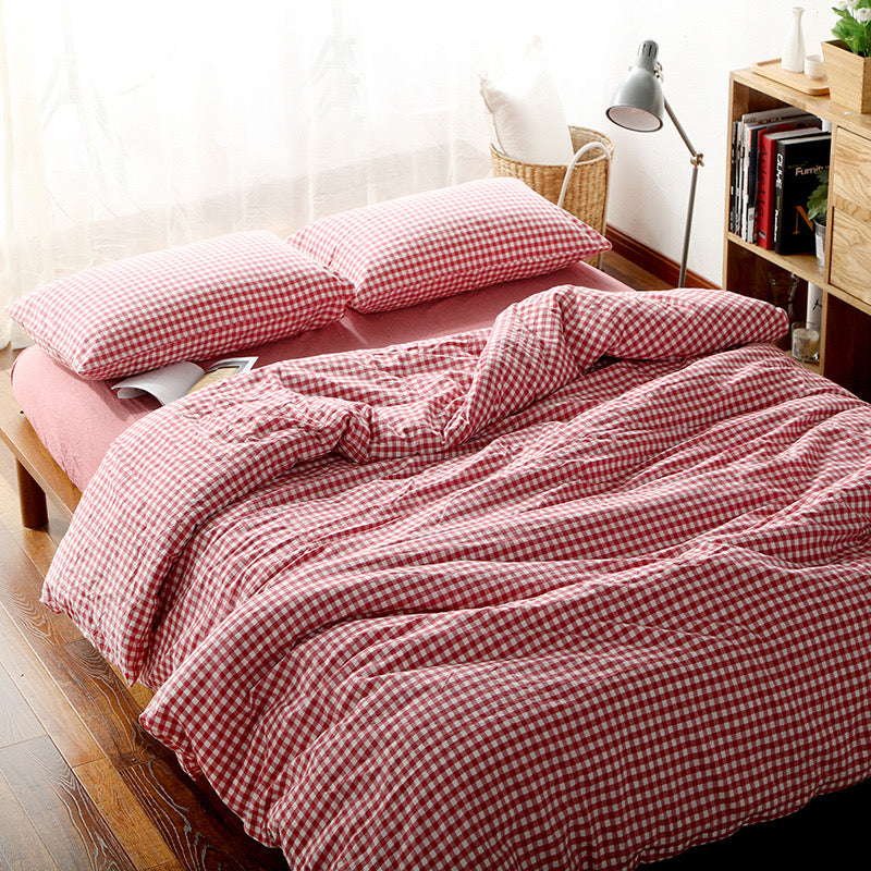 Classic Plaid Bedding Set