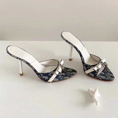 DR Bella Noir Bow Heels