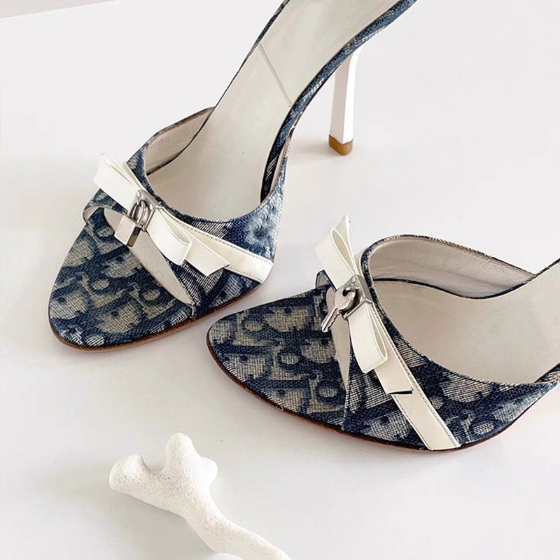 DR Bella Noir Bow Heels