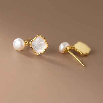 Pearl Seashell Studs Earring