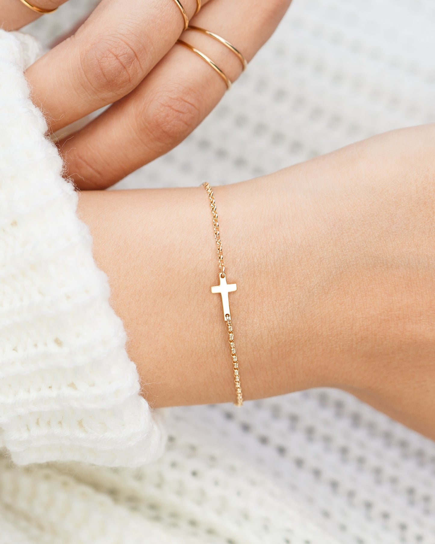Ever Faithful Cross Bracelet