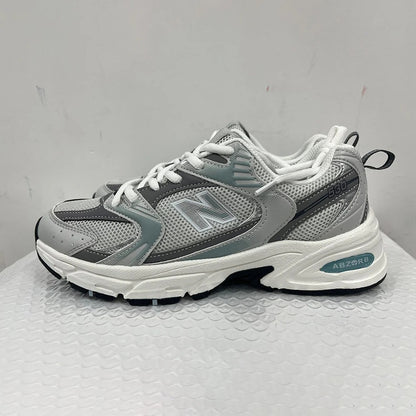 NB Sneakers