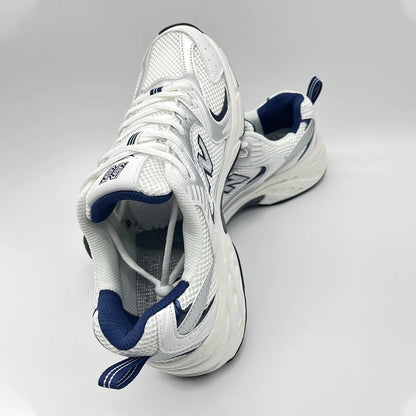 NB Sneakers